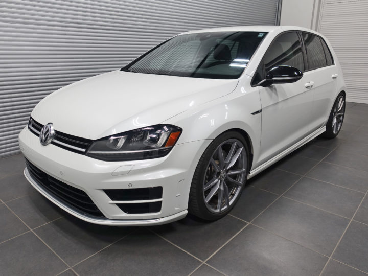 2017 Volkswagen Golf R 4Motion AWD - Kulu Motorcar, Calgary